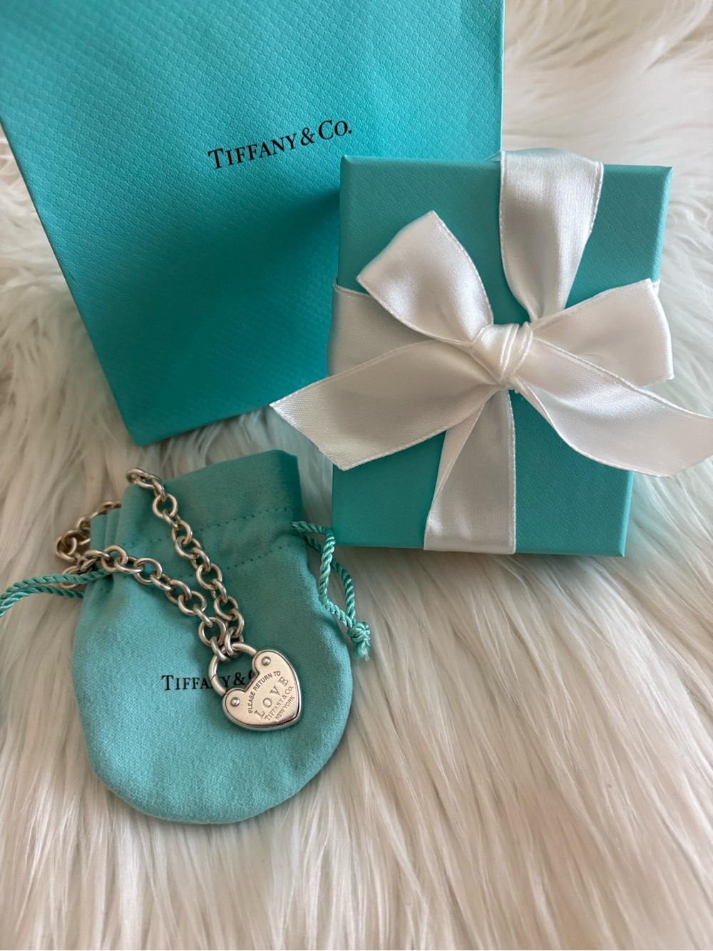 Authentic Tiffany & Co. Sterling Silver Return to Tiffany Heart Lock Bracelet